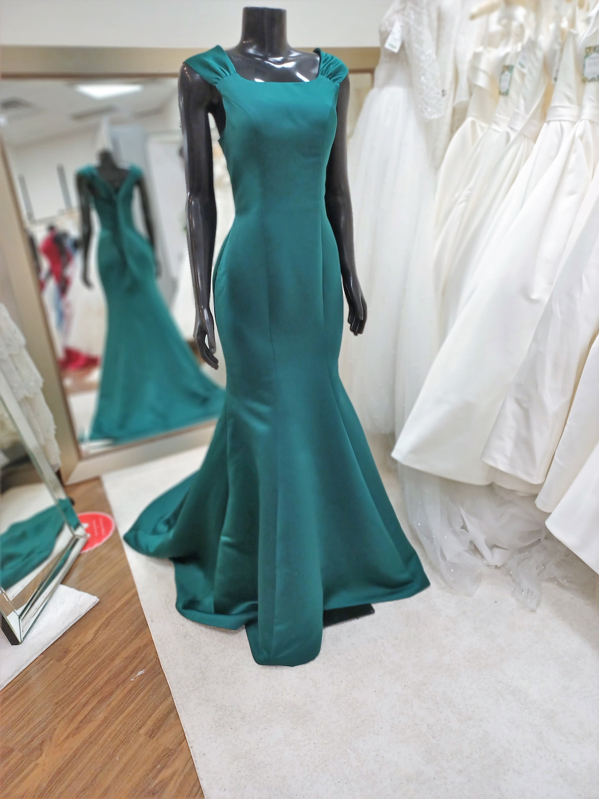 P007-Emerald Green Satin Body Con Mermaid Dress