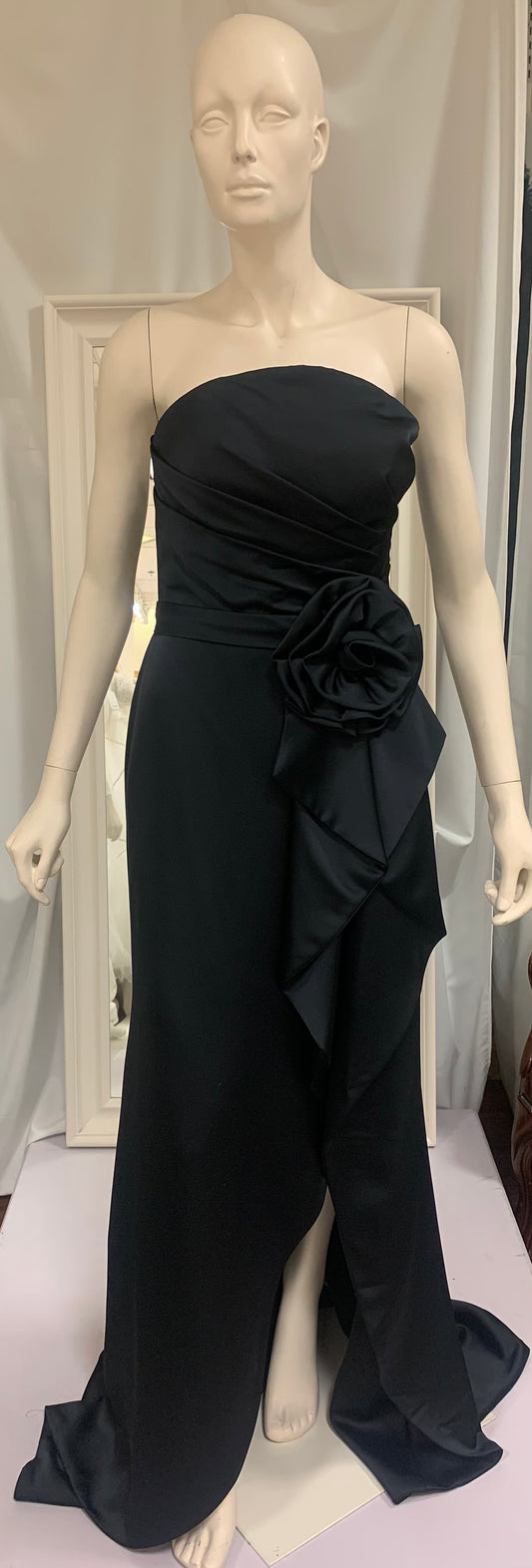 232E1308- Black satin Gown