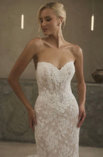 Load image into Gallery viewer, 2634 - Darcy