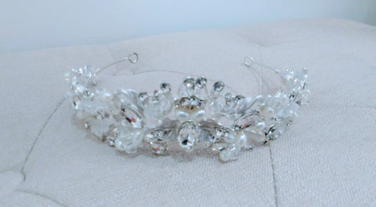 Floral& Pearl Tiara