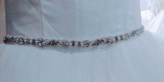 Small Diamond Belt With Pearls