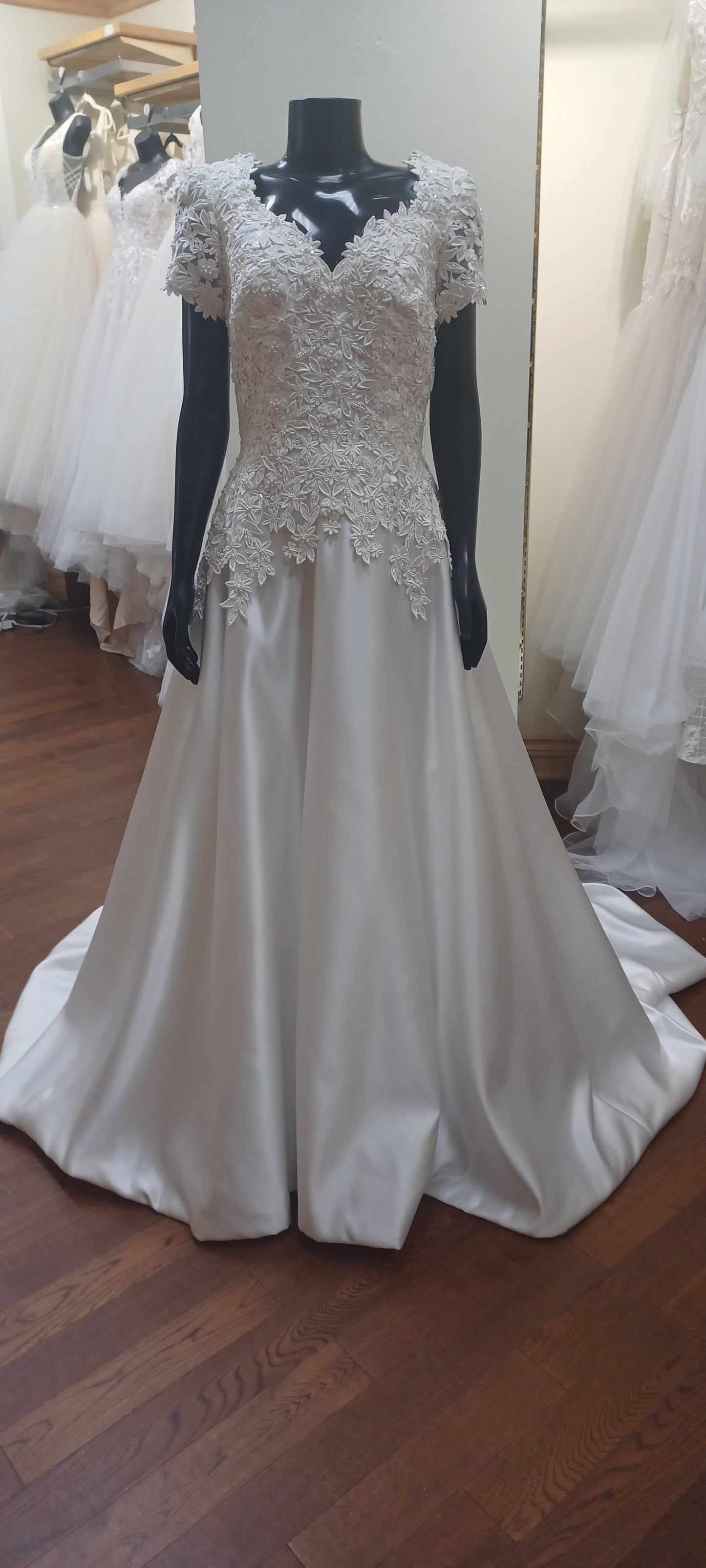 2205 - Morilee wedding gown