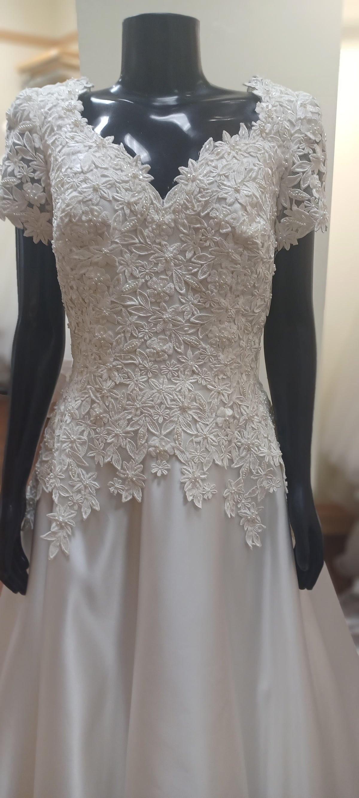 2205 - Morilee wedding gown